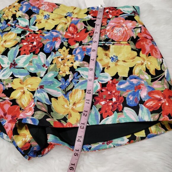 C/MEO Collective Black/Multi Floral High Waist Thinking Of Short Size M, NWT - Picture 13 of 14